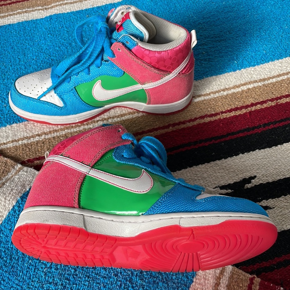 Nike Women’s Dunk Hi 6.0 - Picture 4 of 13